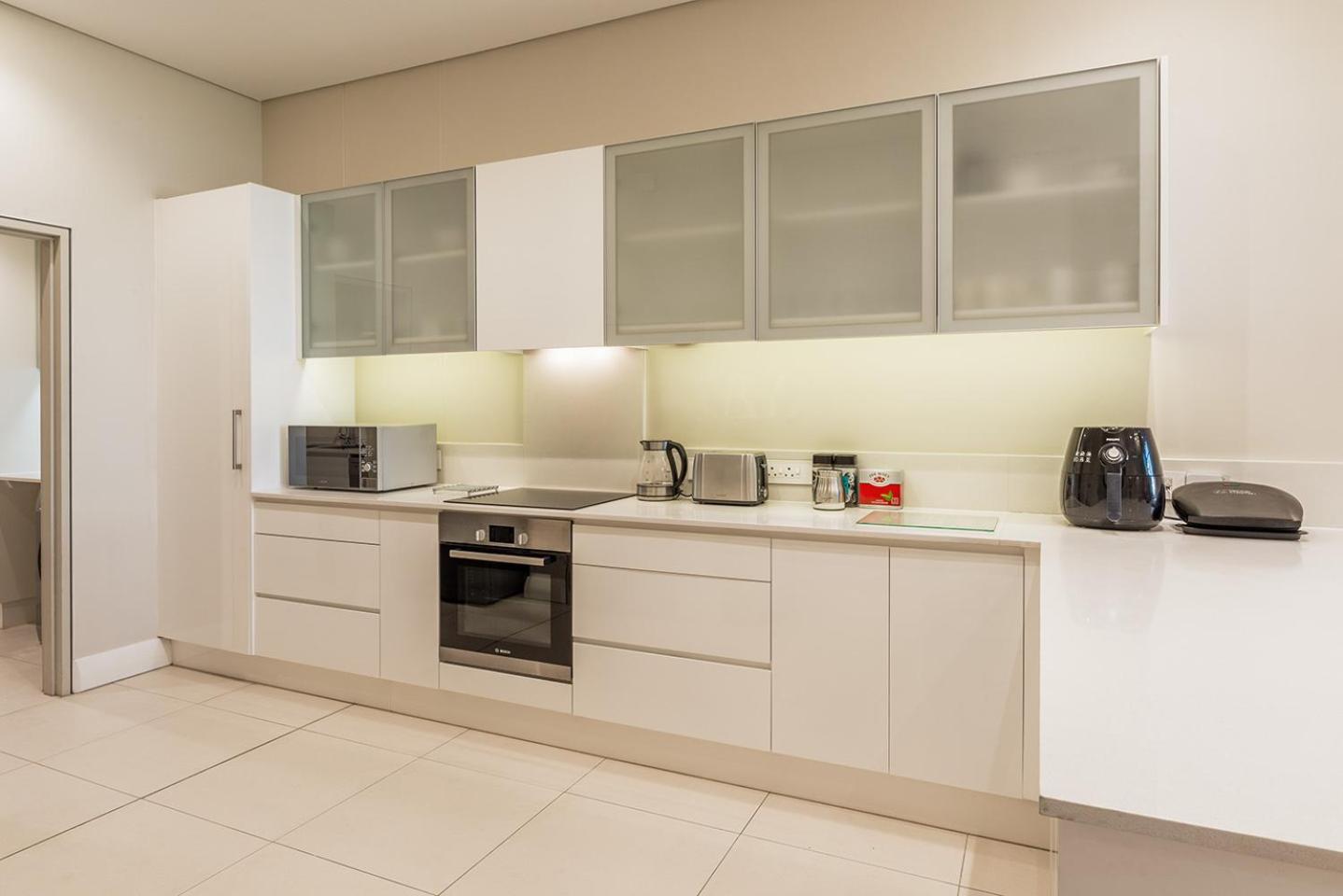 V&a Waterfront Luxury By Nivar Apartment *