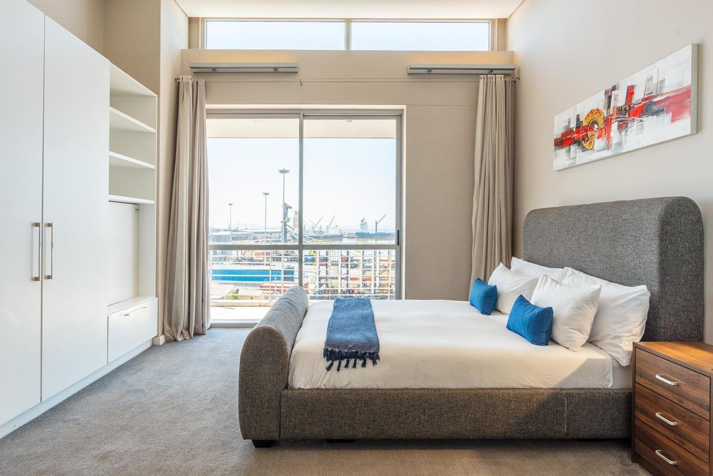 V&a Waterfront Luxury By Nivar *