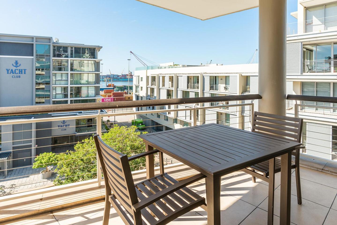 Apartment V&a Waterfront Luxury By Nivar *