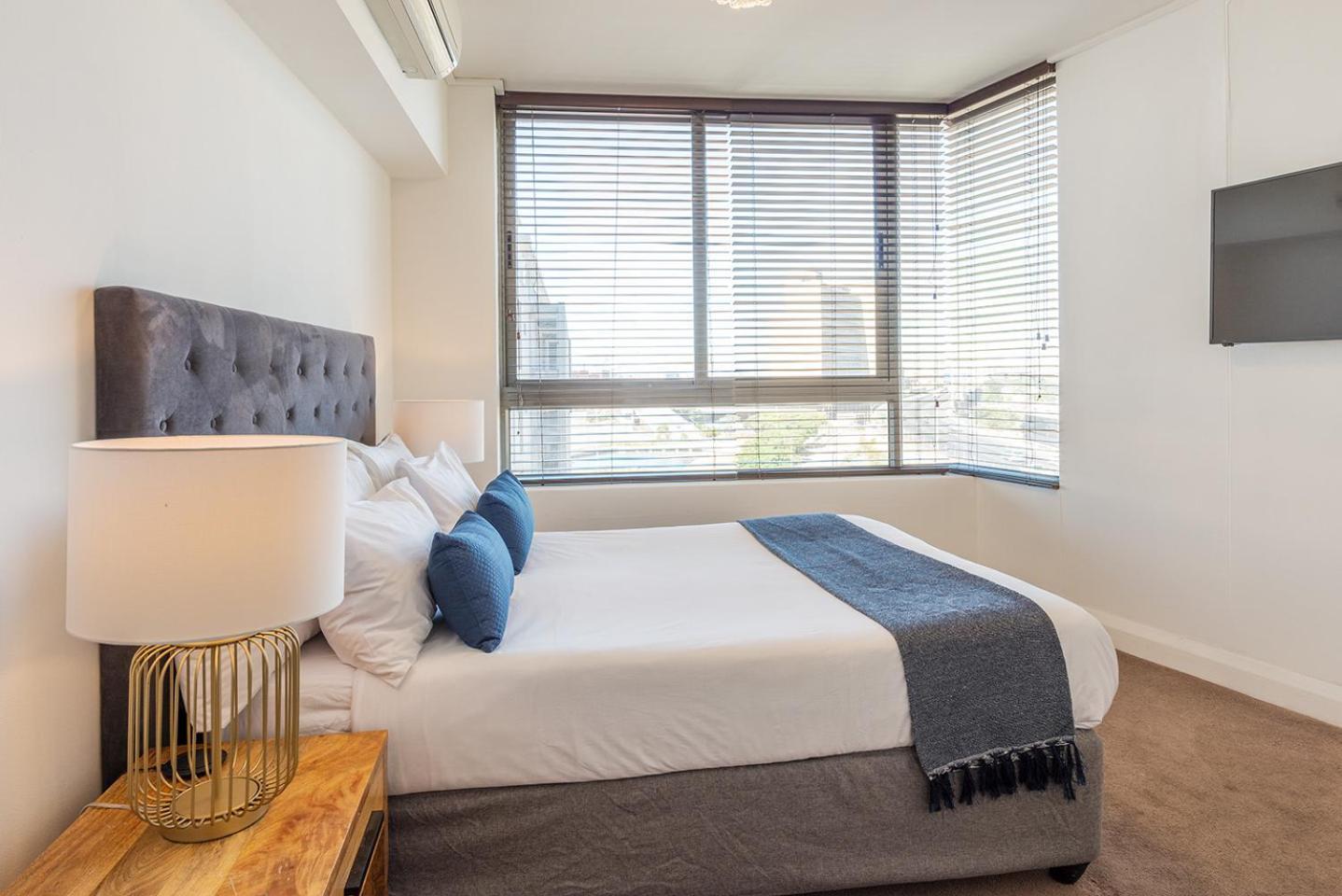 Apartment V&a Waterfront Luxury By Nivar Cape Town