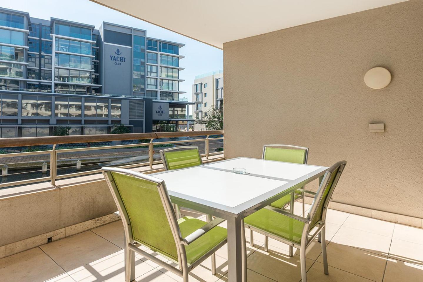 V&a Waterfront Luxury By Nivar Apartment